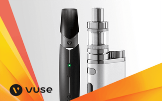 Un dispositivo de vapeo negro y plateado y un mod de vapeo blanco con un tanque de cristal se muestran uno al lado del otro. El logotipo de Vuse y las formas gráficas naranjas y amarillas aparecen en la esquina inferior izquierda de la imagen.